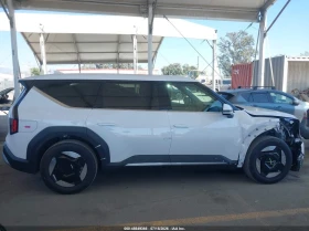 Kia EV9 Light Long Range | Auto.bg — изображение 13 Kia EV9 Light Long Range | Auto.bg — изображение 13