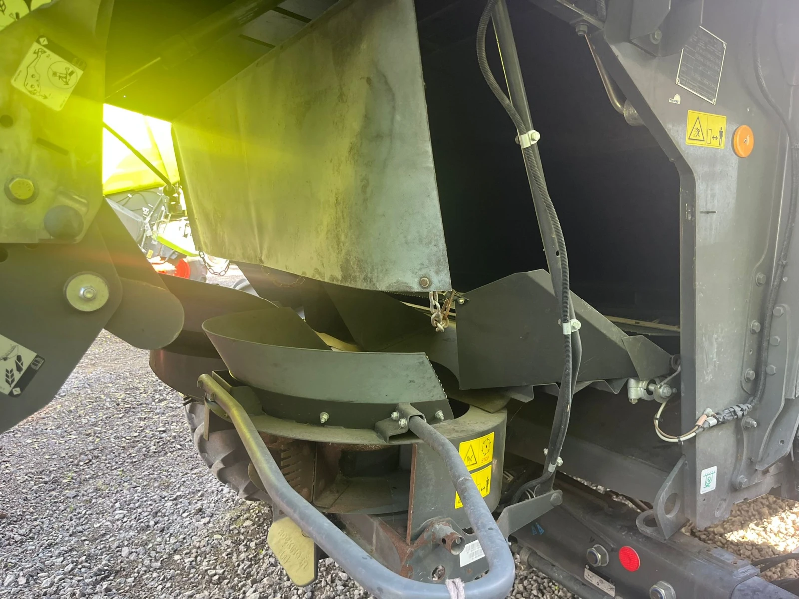 Комбайн Claas LEXION 6600 + CLAAS VARIO 770 ЛИЗИНГ - изображение 9 | Auto.bg Комбайн Claas LEXION 6600 + CLAAS VARIO 770 ЛИЗИНГ - изображение 9