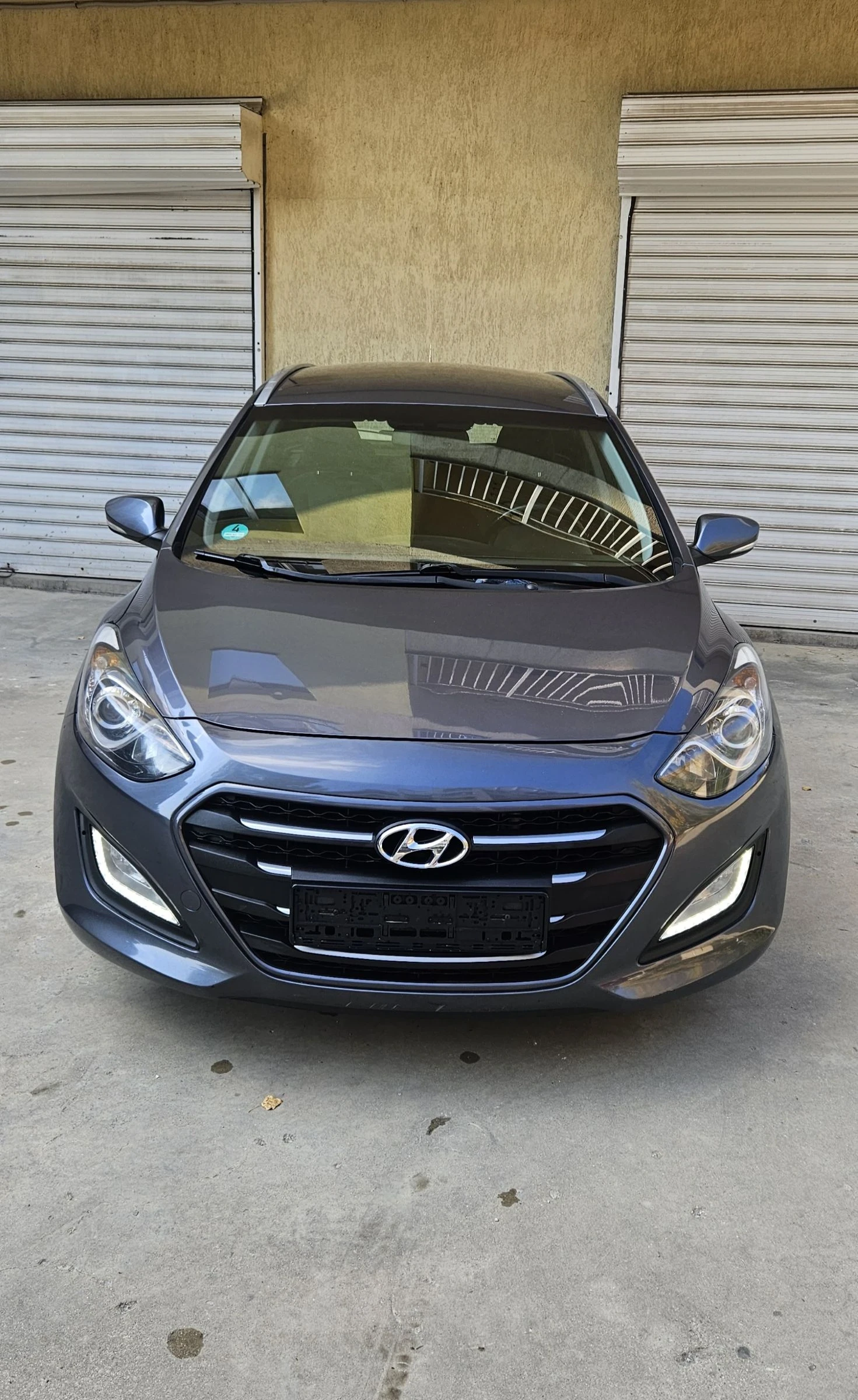 Hyundai I30 1.6 CRDI 136p.s - изображение 2 | Auto.bg Hyundai I30 1.6 CRDI 136p.s - изображение 2