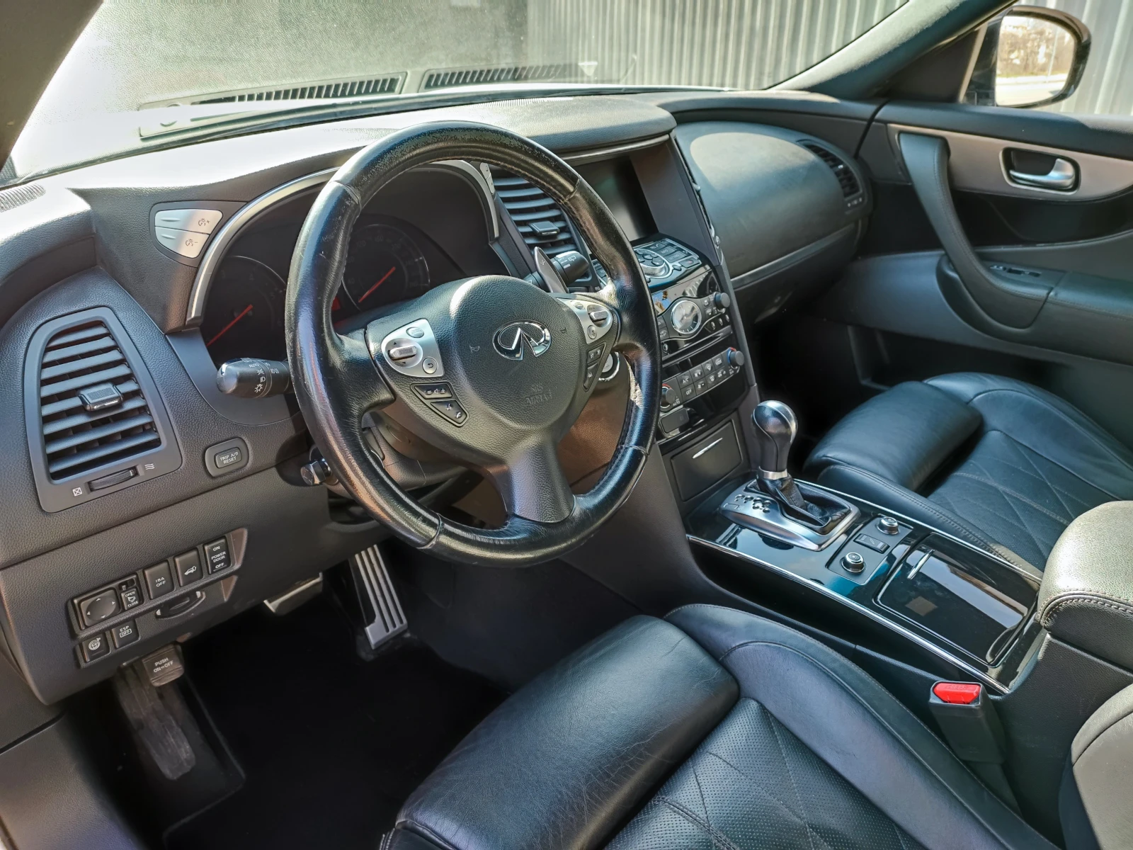 Infiniti Fx 30 s Premium - изображение 2 | Auto.bg Infiniti Fx 30 s Premium - изображение 2