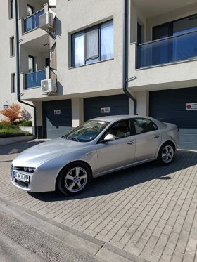 Alfa Romeo 159 1.9JTDm - 4290 € - 52938458 8 | Car24.bg Alfa Romeo 159 1.9JTDm - 4290 € - 52938458 8