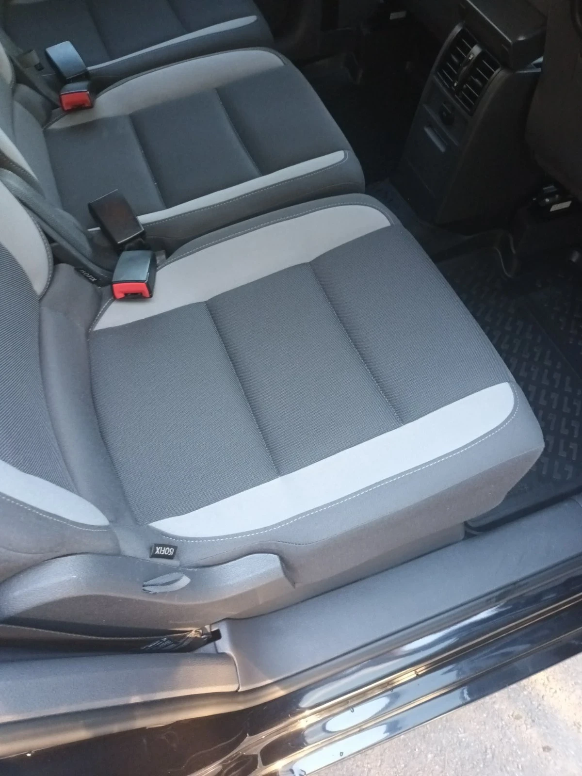 VW Touran  - изображение 5 | Auto.bg VW Touran  - изображение 5