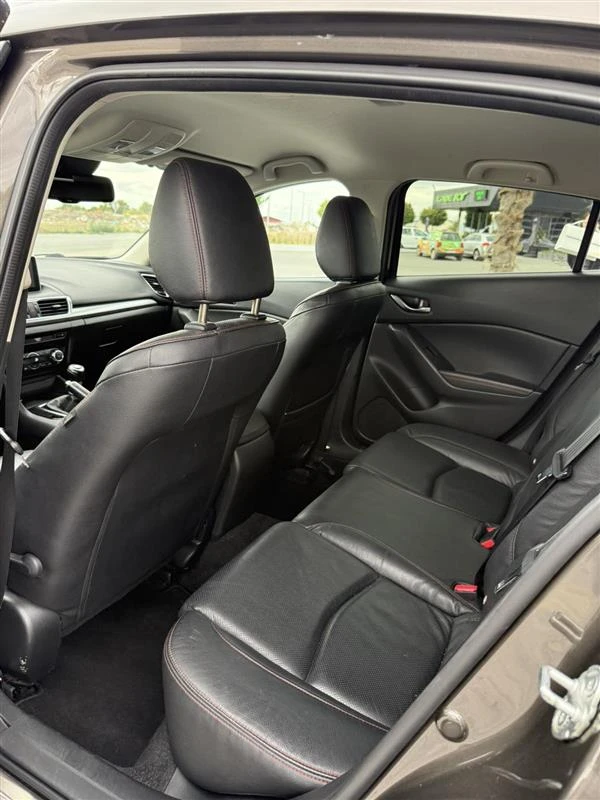 Mazda 3 GT-M/Bixenon/Head-up/Keyless - изображение 10 | Auto.bg Mazda 3 GT-M/Bixenon/Head-up/Keyless - изображение 10