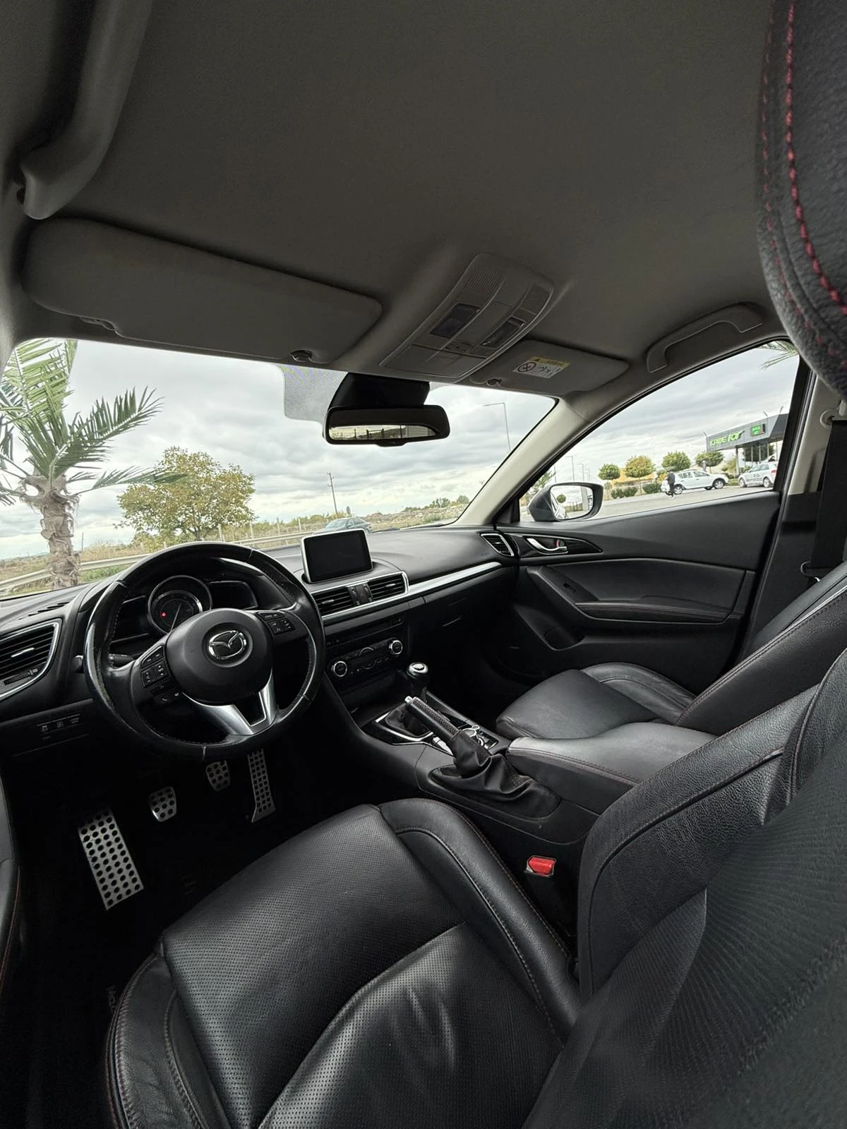 Mazda 3 GT-M/Bixenon/Head-up/Keyless - изображение 8 | Auto.bg Mazda 3 GT-M/Bixenon/Head-up/Keyless - изображение 8