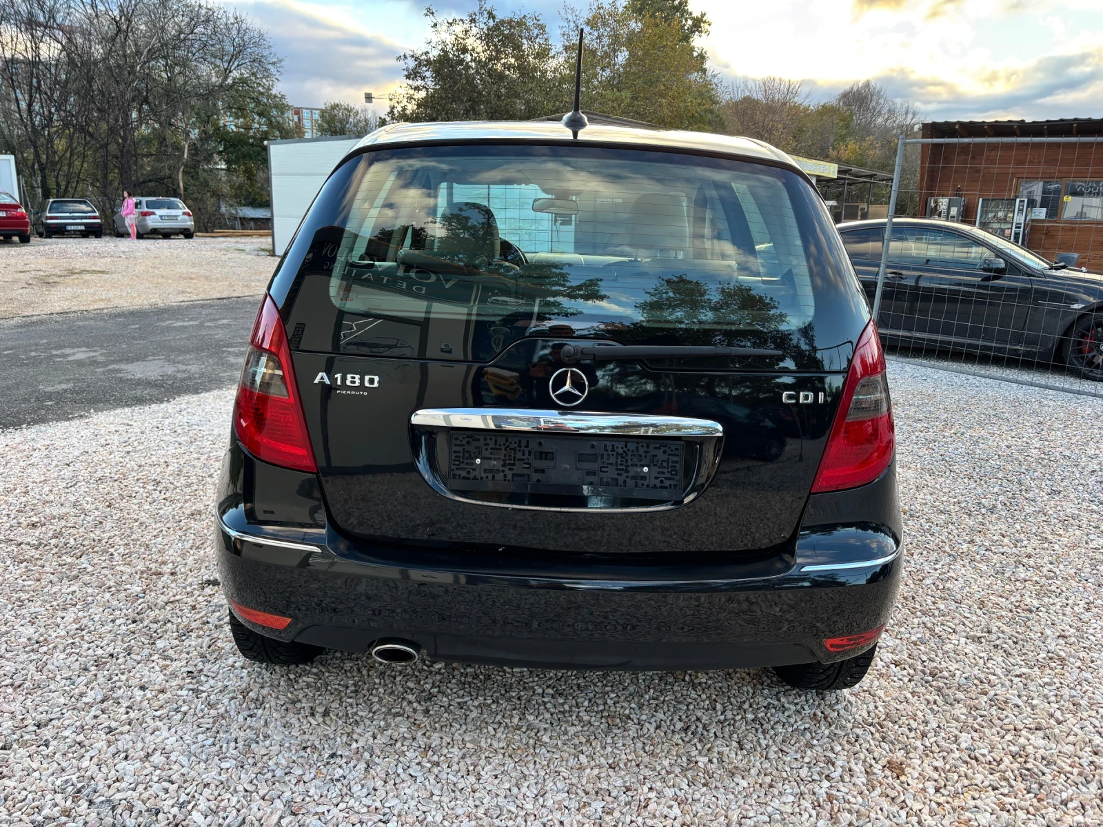 Mercedes-Benz A 200 Нов внос Италия Автомат Навигация - изображение 3 | Auto.bg Mercedes-Benz A 200 Нов внос Италия Автомат Навигация - изображение 3