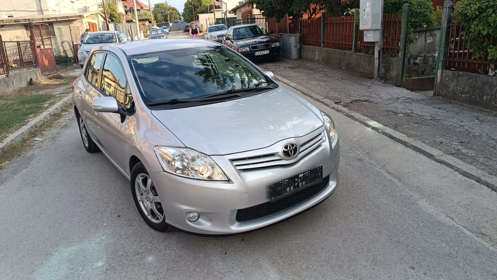 Toyota Auris 1.6-132к.с.топ състояние | Auto.bg — изображение 1 Toyota Auris 1.6-132к.с.топ състояние | Auto.bg — изображение 1
