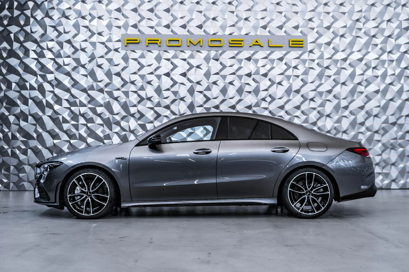 Mercedes-Benz CLA 35 AMG 4M Coupe* NightP* Alcantara - изображение 3 | Auto.bg Mercedes-Benz CLA 35 AMG 4M Coupe* NightP* Alcantara - изображение 3
