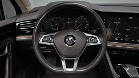 VW Touareg 3.0TDI - PRESTIGE - DISTRONIC - 360 - ОБДУХ - ПАНО | Auto.bg — изображение 13 VW Touareg 3.0TDI - PRESTIGE - DISTRONIC - 360 - ОБДУХ - ПАНО | Auto.bg — изображение 13
