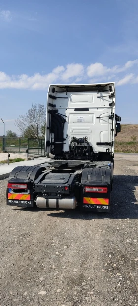 Renault T undefined | Auto.bg — изображение 2 Renault T undefined | Auto.bg — изображение 2