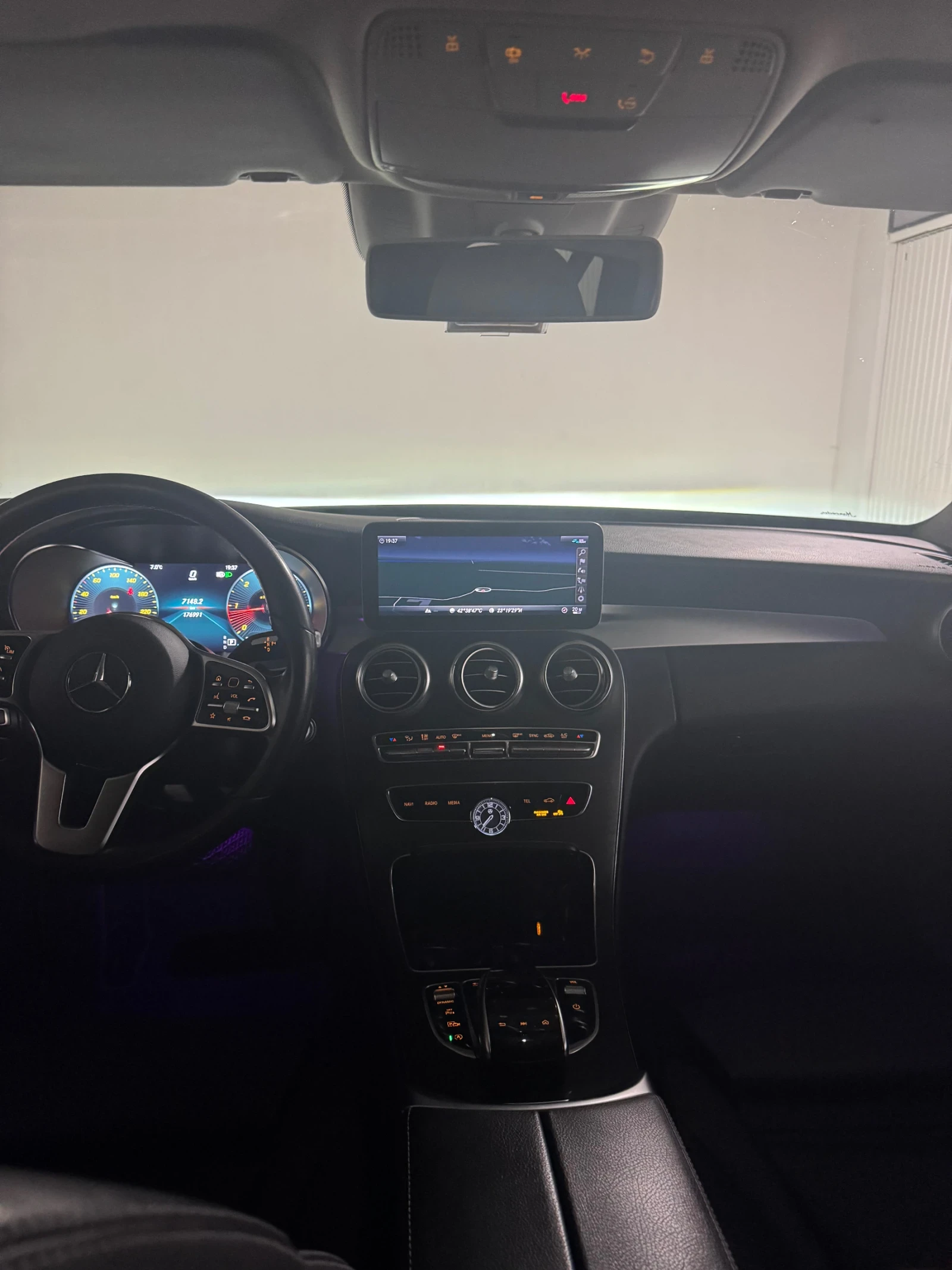 Mercedes-Benz C 220 4 matic - изображение 10 | Auto.bg Mercedes-Benz C 220 4 matic - изображение 10