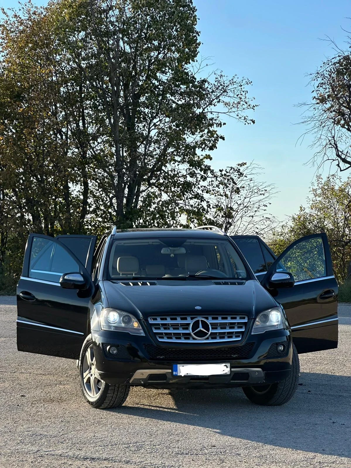 Mercedes-Benz ML 320 * 3.0 CDI * 4MATIC * АЛКАНТАРА * FACELIFT - изображение 2 | Auto.bg Mercedes-Benz ML 320 * 3.0 CDI * 4MATIC * АЛКАНТАРА * FACELIFT - изображение 2