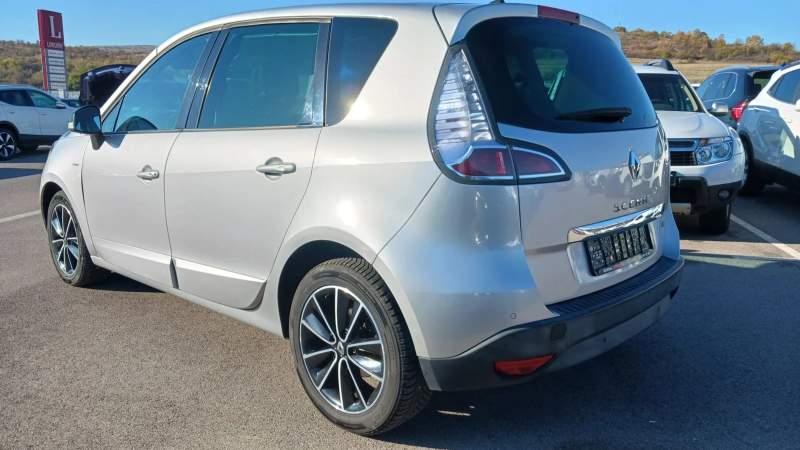 Renault Scenic 1.6 dci BOSE - изображение 6 | Auto.bg Renault Scenic 1.6 dci BOSE - изображение 6