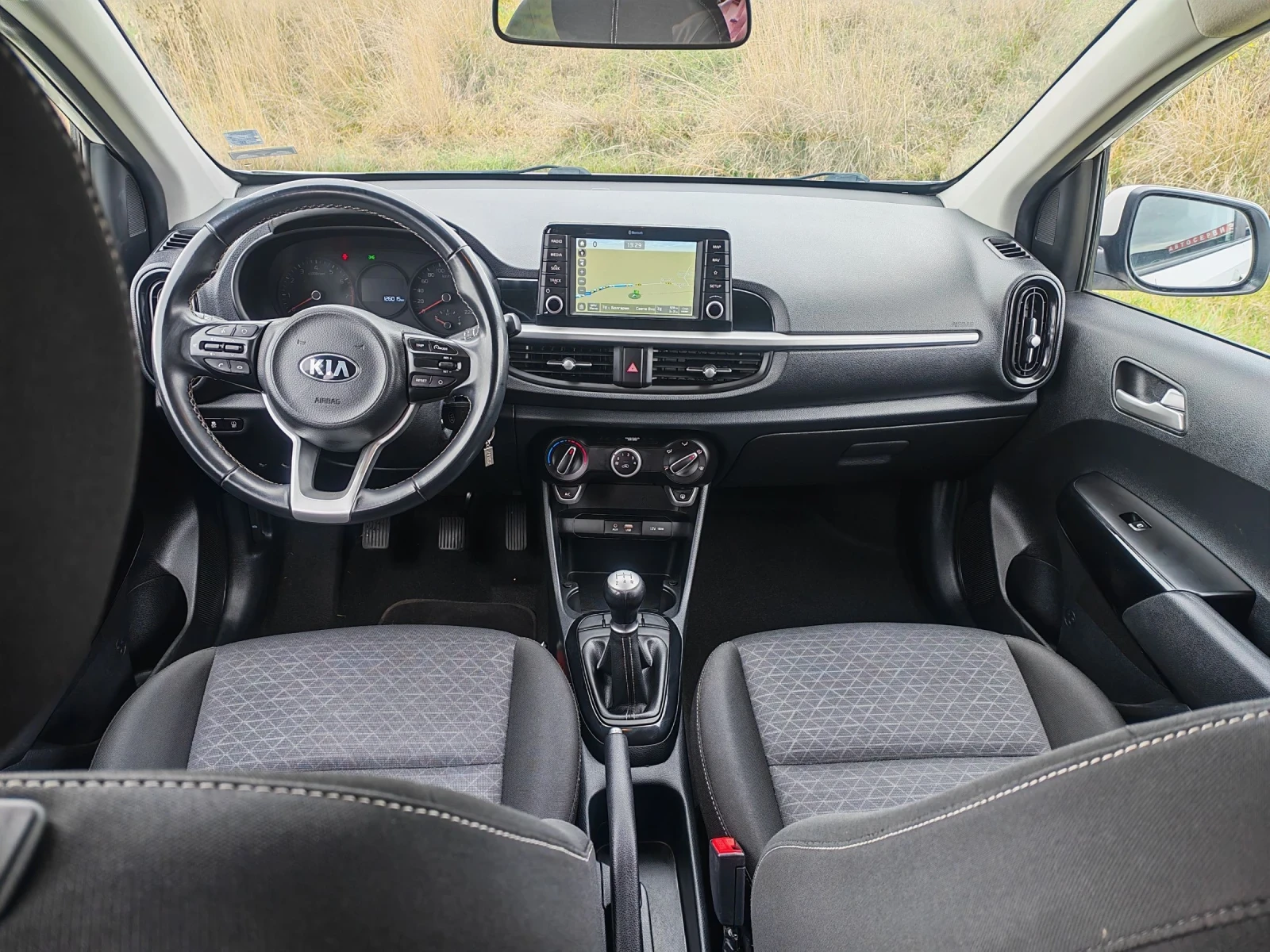 Kia Picanto 1.0i * KAMERA* NAVI* FULL*   - изображение 7 | Auto.bg Kia Picanto 1.0i * KAMERA* NAVI* FULL*   - изображение 7