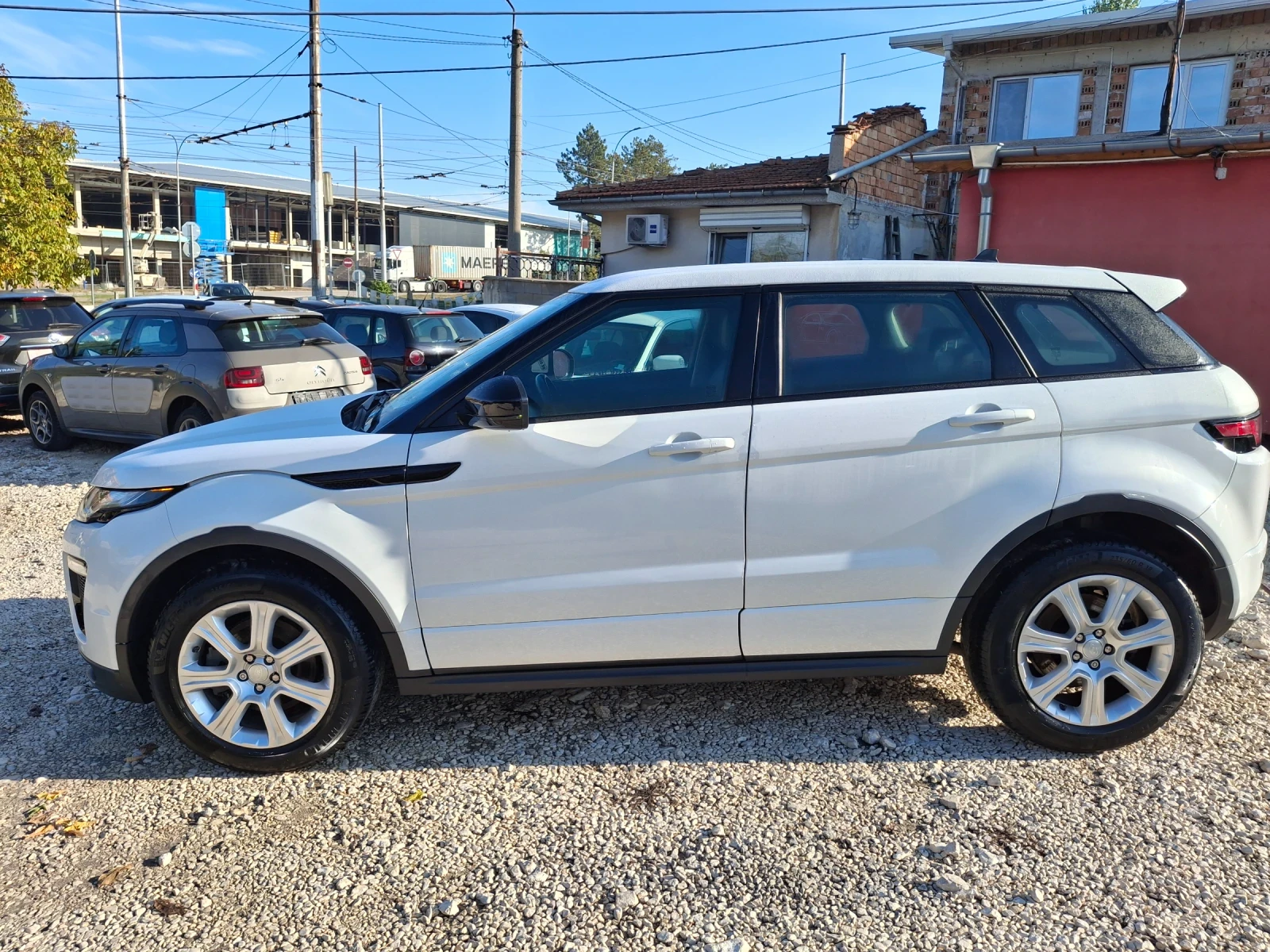 Land Rover Range Rover Evoque 2.0d 150к.с 4х4 - изображение 5 | Auto.bg Land Rover Range Rover Evoque 2.0d 150к.с 4х4 - изображение 5