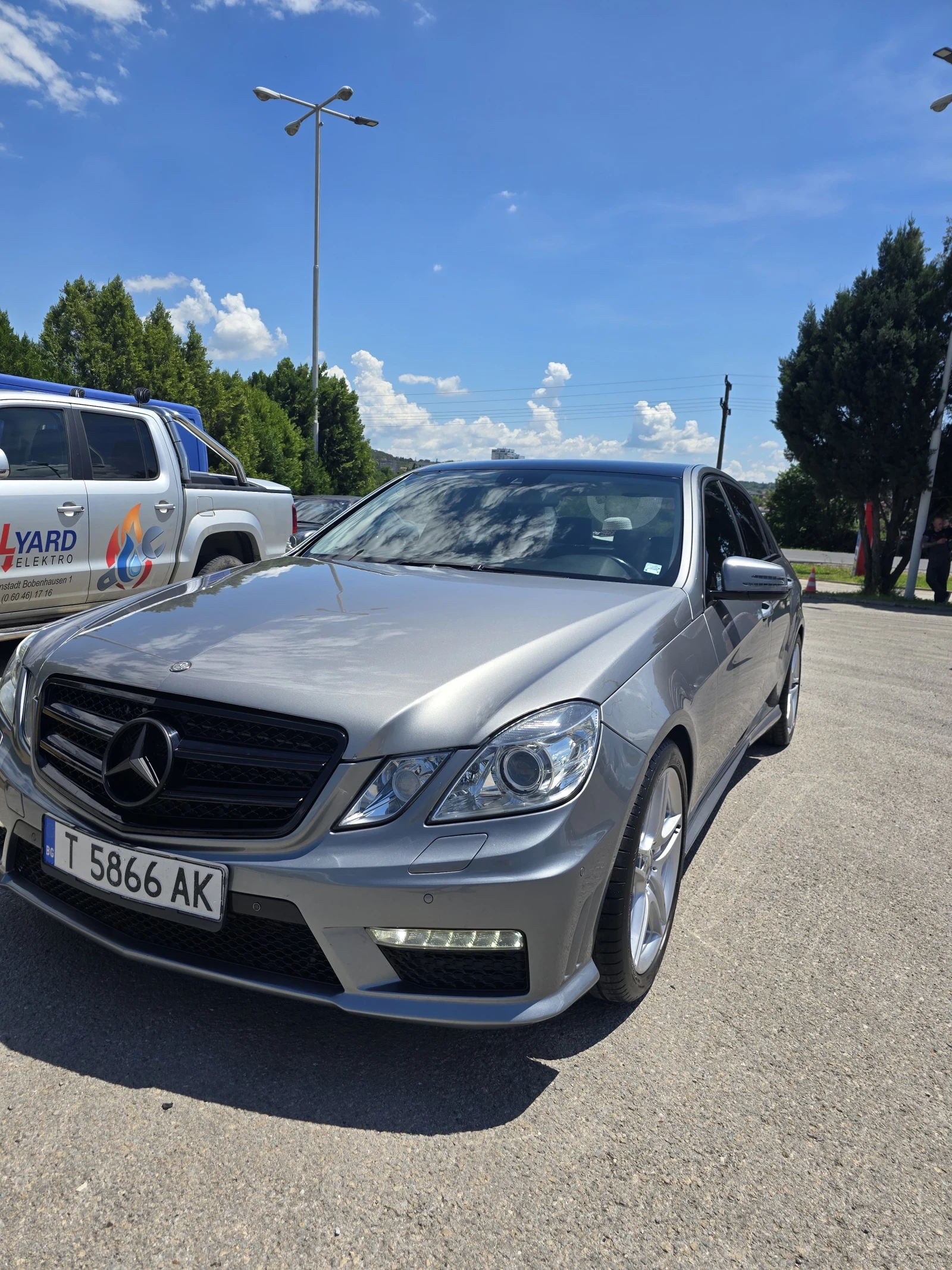 Mercedes-Benz E 300 Амг пакет | Auto.bg — изображение 1 Mercedes-Benz E 300 Амг пакет | Auto.bg — изображение 1