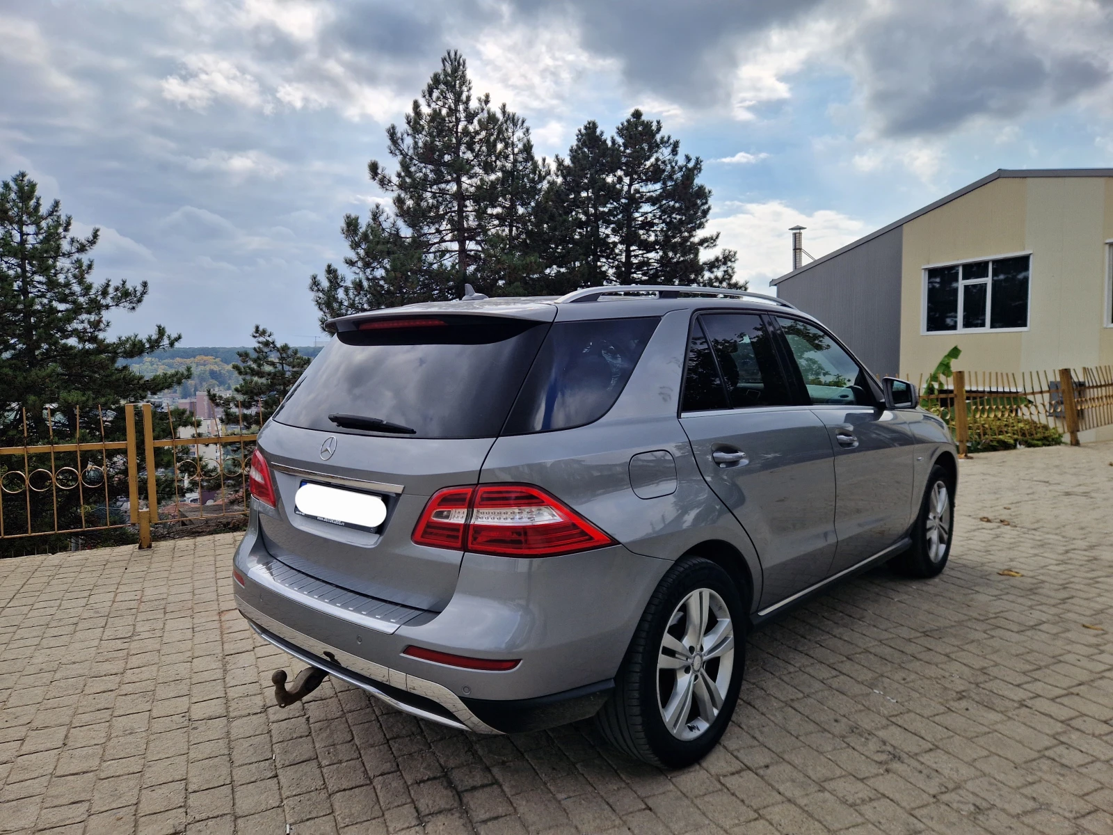 Mercedes-Benz ML 350 Камера Подгрев Теглич - изображение 6 | Auto.bg Mercedes-Benz ML 350 Камера Подгрев Теглич - изображение 6