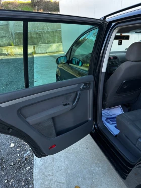 VW Touran DSG  2.0 TDI 140к.с - 4999 лв. / 2555.95 € - 71893829 13 | Car24.bg VW Touran DSG  2.0 TDI 140к.с - 4999 лв. / 2555.95 € - 71893829 13