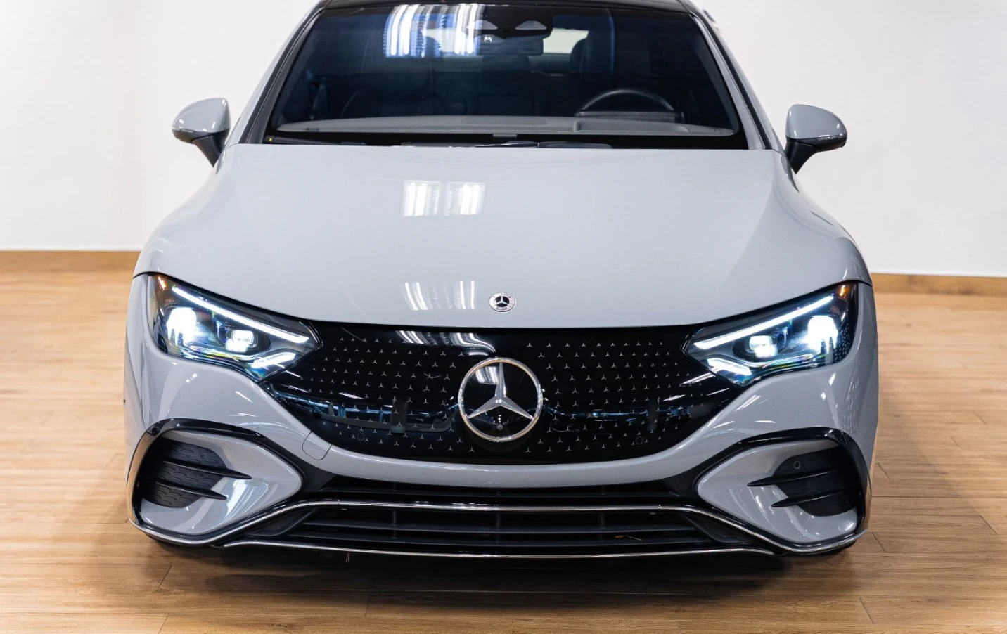 Mercedes-Benz EQE AMG LINE * MANIFAKTUR * 21INCH | Auto.bg — изображение 1 Mercedes-Benz EQE AMG LINE * MANIFAKTUR * 21INCH | Auto.bg — изображение 1