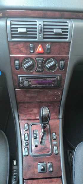 Mercedes-Benz E 270 - 9200 € - 81712338 11 | Car24.bg Mercedes-Benz E 270 - 9200 € - 81712338 11