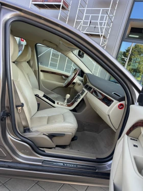Volvo S80 2.4 D5* Xenon* Leder* Cruise* Memory seat* 17 -TOP | Auto.bg — изображение 14 Volvo S80 2.4 D5* Xenon* Leder* Cruise* Memory seat* 17 -TOP | Auto.bg — изображение 14