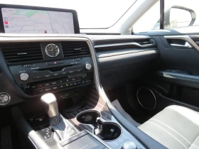 Lexus RX 350 AWD* 360* ОБДУХ* V6* КРАЙНА ЦЕНА | Auto.bg — изображение 9 Lexus RX 350 AWD* 360* ОБДУХ* V6* КРАЙНА ЦЕНА | Auto.bg — изображение 9