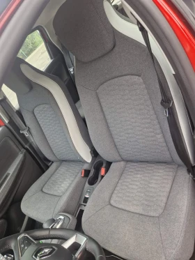 Renault Zoe ZE 40 Life 80Kw - 13500 € - 24997517 10 | Car24.bg Renault Zoe ZE 40 Life 80Kw - 13500 € - 24997517 10