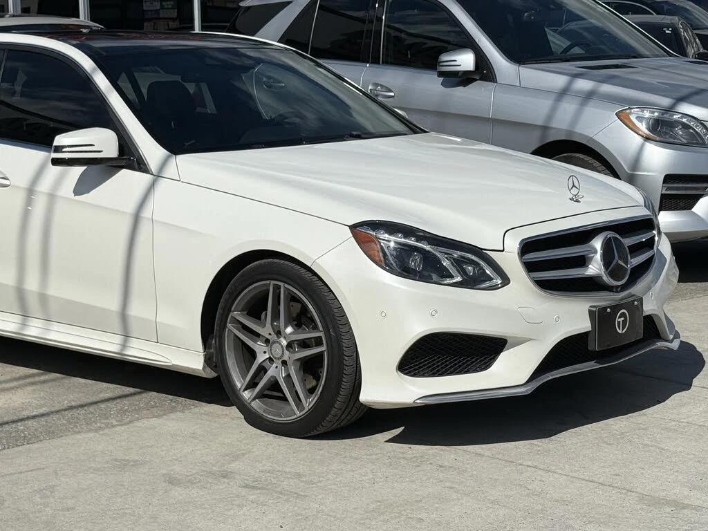 Mercedes-Benz E 400 4MATIC * H&K * 360 CAMERA * ПОДГРЕВ * LED * NAVI  - изображение 2 | Auto.bg Mercedes-Benz E 400 4MATIC * H&K * 360 CAMERA * ПОДГРЕВ * LED * NAVI  - изображение 2