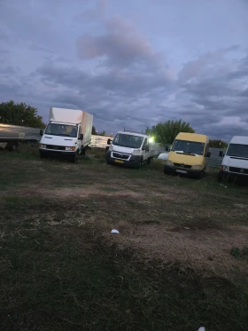 Iveco 35c13 2800 клима 4, 20 далго с Б категория | Auto.bg — изображение 11 Iveco 35c13 2800 клима 4, 20 далго с Б категория | Auto.bg — изображение 11