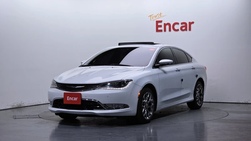 Chrysler 200 * DISTRONIC * ПОДГРЕВ * КАМЕРА * ПАНОРАМА - 8750 € / 17113.51 лв. - 19983391 1 | Car24.bg Chrysler 200 * DISTRONIC * ПОДГРЕВ * КАМЕРА * ПАНОРАМА - 8750 € / 17113.51 лв. - 19983391 1