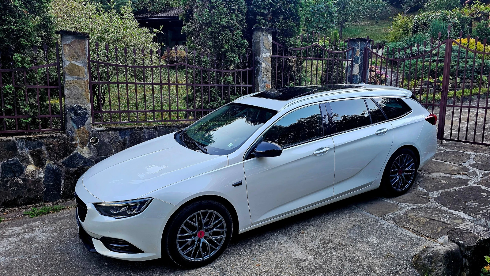Opel Insignia CDTI | Auto.bg — изображение 1 Opel Insignia CDTI | Auto.bg — изображение 1