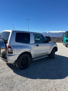 Mitsubishi Pajero - 5500 € / 10757.07 лв. - 24134260 5 | Car24.bg Mitsubishi Pajero - 5500 € / 10757.07 лв. - 24134260 5