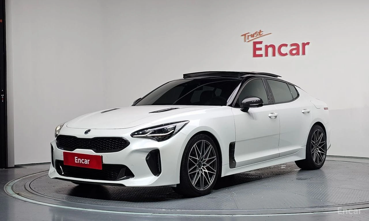 Kia Stinger 3.3* TURBO* GT* ОБДУХВАНЕ* ДИСТРОНИК* ХЕДЪП* 360КА | Auto.bg — изображение 1 Kia Stinger 3.3* TURBO* GT* ОБДУХВАНЕ* ДИСТРОНИК* ХЕДЪП* 360КА | Auto.bg — изображение 1