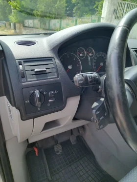 Ford C-max 1.6 TDCI - 1650 € / 3227.12 лв. - 32372934 11 | Car24.bg Ford C-max 1.6 TDCI - 1650 € / 3227.12 лв. - 32372934 11