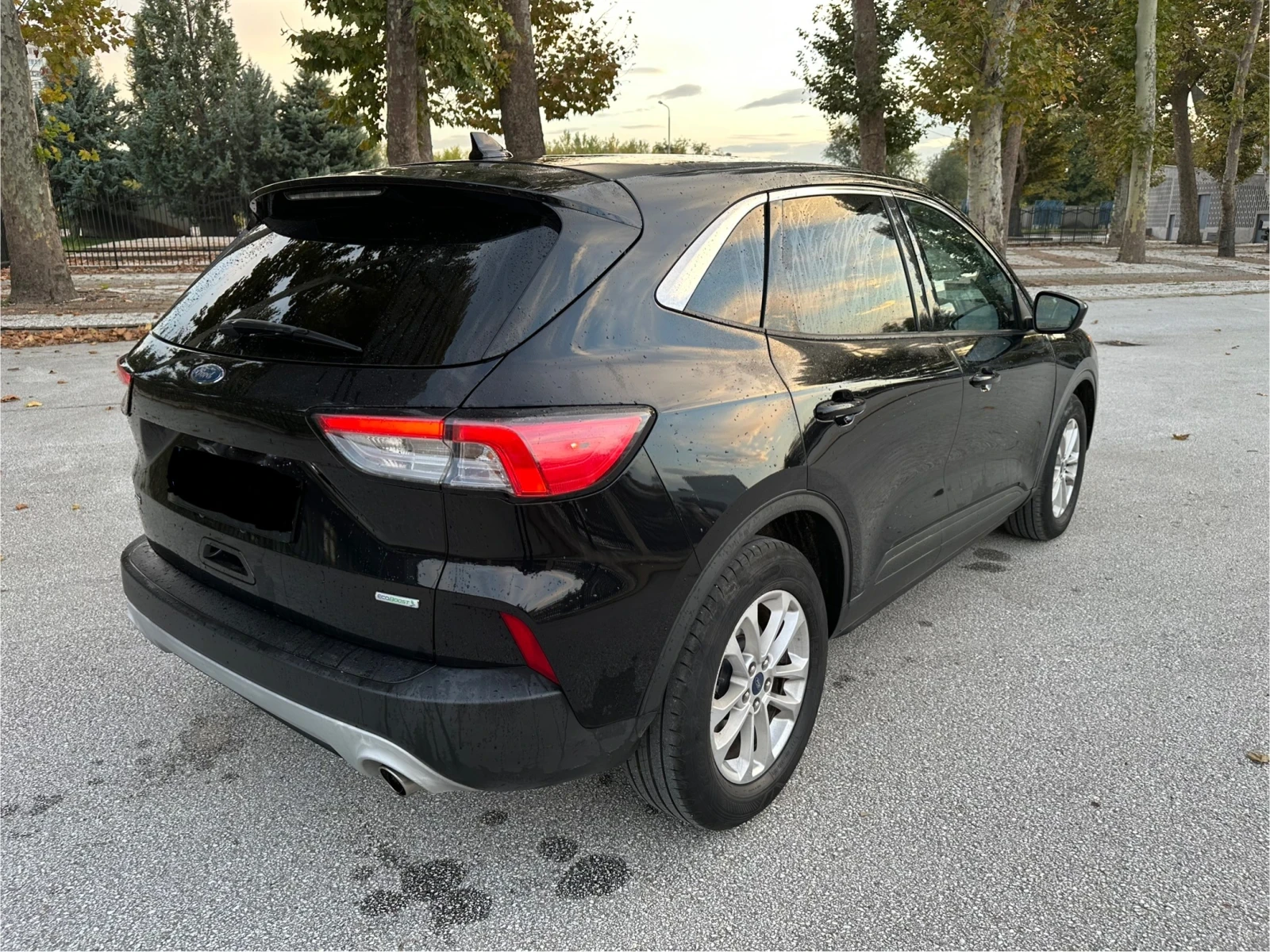 Ford Kuga 1.5T Бензин/Auto/CarPlay/lane assist/blind spot - изображение 5 | Auto.bg Ford Kuga 1.5T Бензин/Auto/CarPlay/lane assist/blind spot - изображение 5