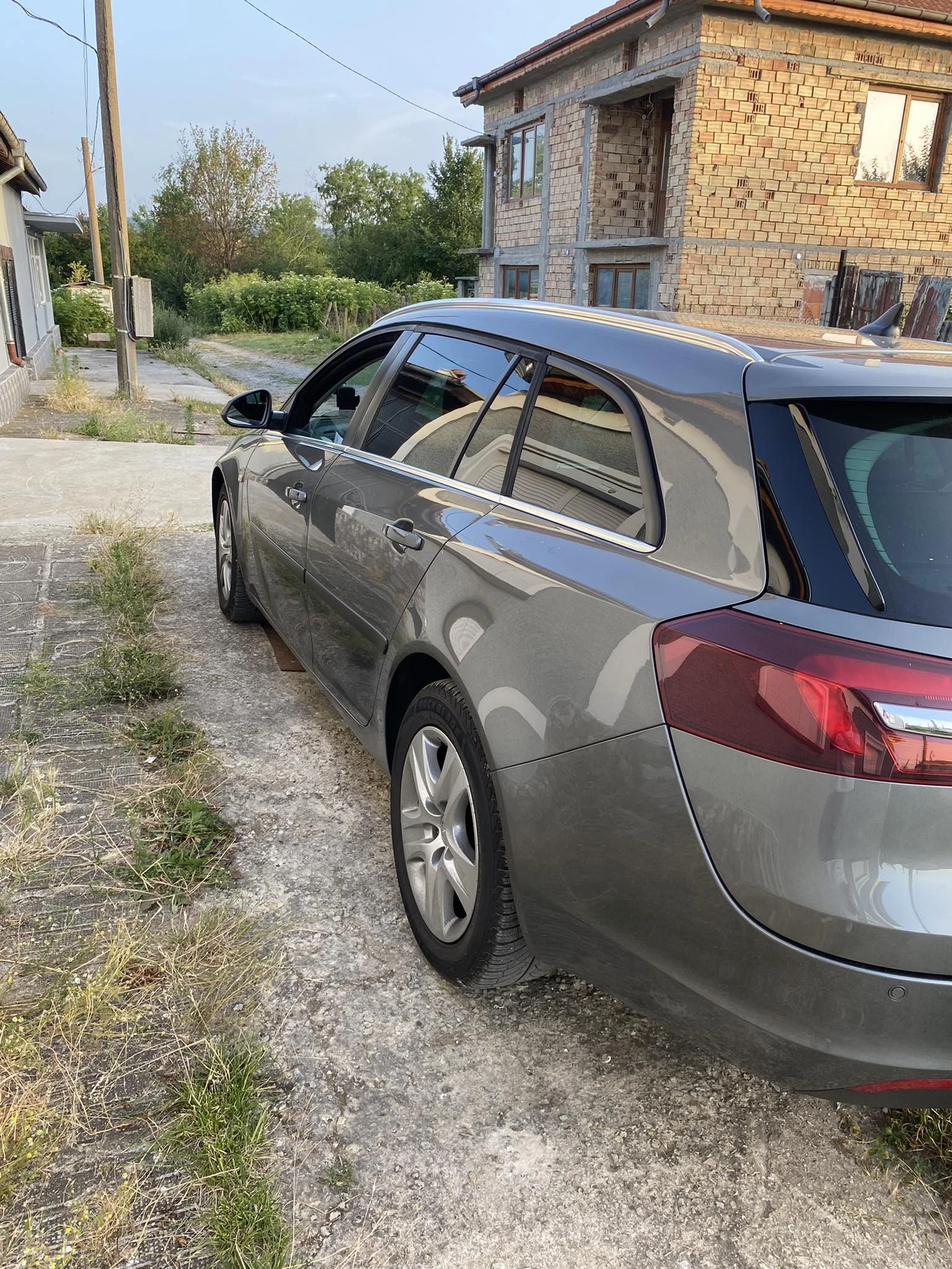 Opel Insignia Sport Turer - изображение 6 | Auto.bg Opel Insignia Sport Turer - изображение 6