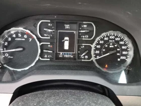 Toyota Tundra 5.7 V8 * CREWMAX SR5 * AWD * CARFAX * | Auto.bg — изображение 9 Toyota Tundra 5.7 V8 * CREWMAX SR5 * AWD * CARFAX * | Auto.bg — изображение 9