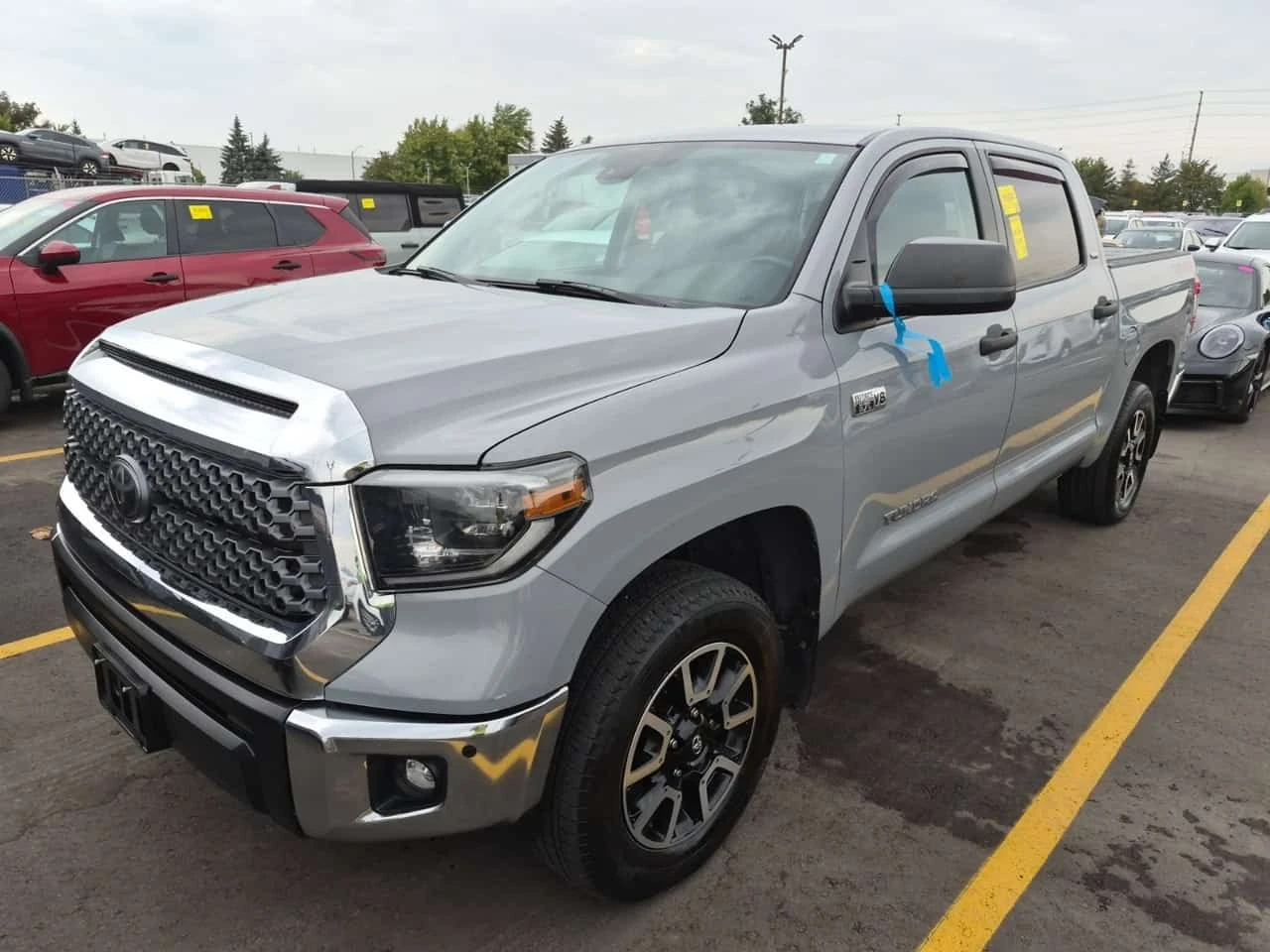 Toyota Tundra 5.7 V8 * CREWMAX SR5 * AWD * CARFAX * | Auto.bg — изображение 1 Toyota Tundra 5.7 V8 * CREWMAX SR5 * AWD * CARFAX * | Auto.bg — изображение 1