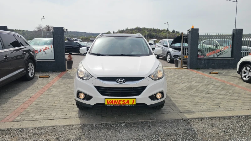 Hyundai IX35 NAVI-PANORAMA-ЛИЗИНГ - 7000 € / 13690.81 лв. - 56022454 1 | Car24.bg Hyundai IX35 NAVI-PANORAMA-ЛИЗИНГ - 7000 € / 13690.81 лв. - 56022454 1