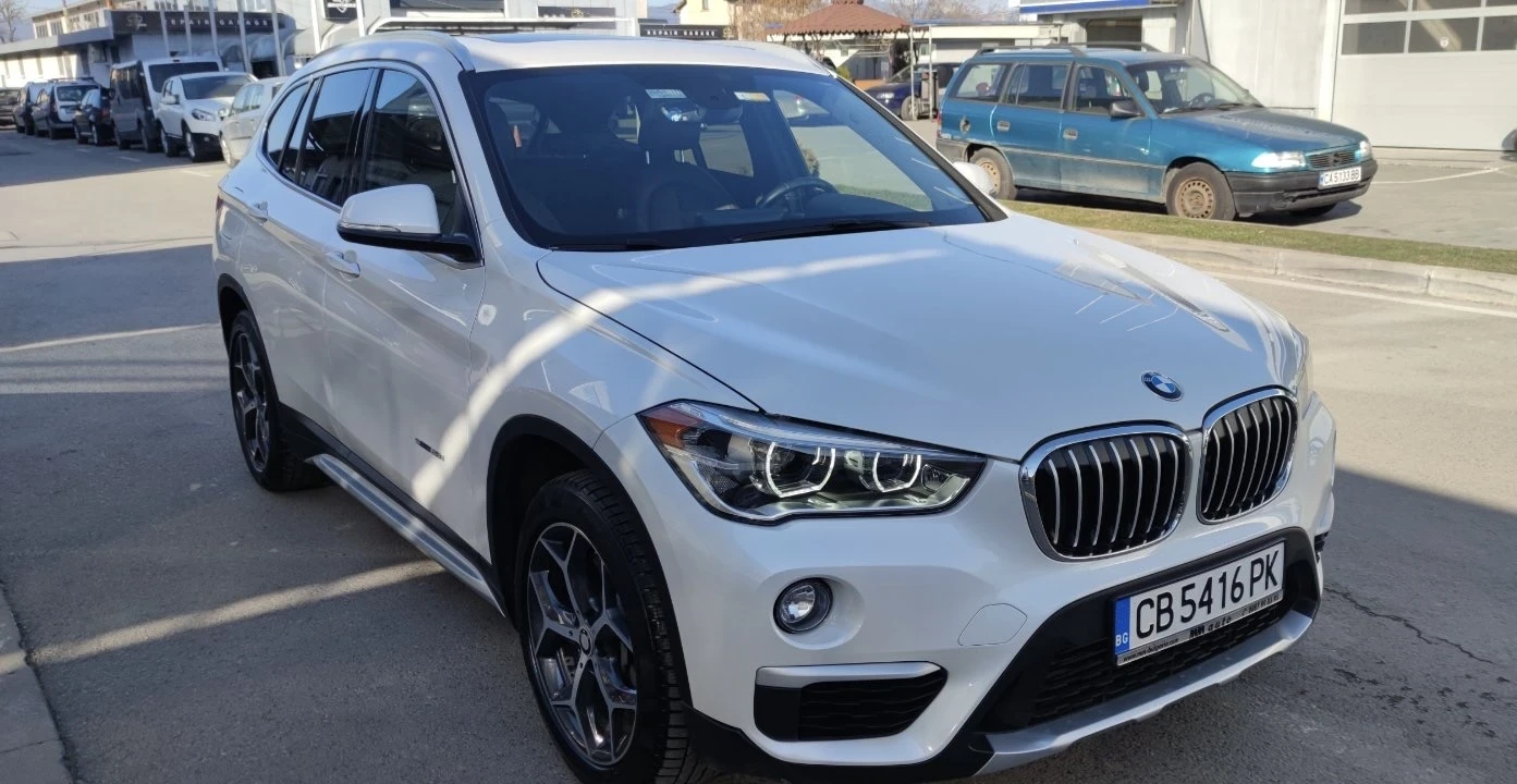 BMW X1 55000 км * Carplay * Без удари * Напълно обслужена - изображение 2 | Auto.bg BMW X1 55000 км * Carplay * Без удари * Напълно обслужена - изображение 2