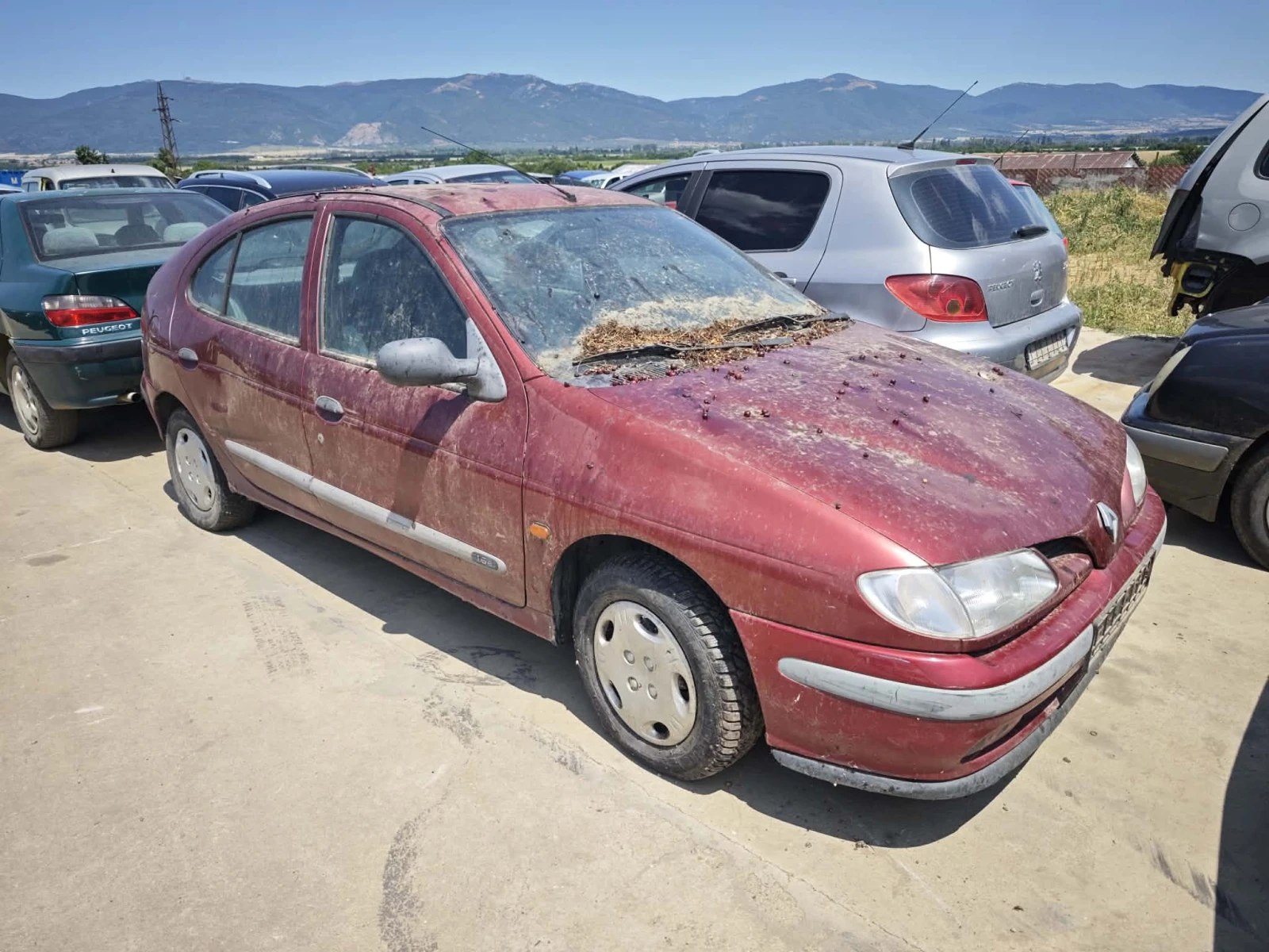 Renault Megane 1.6 | Auto.bg — изображение 1 Renault Megane 1.6 | Auto.bg — изображение 1