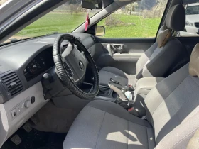 Kia Sorento - 6500 € / 12712.90 лв. - 30612299 5 | Car24.bg Kia Sorento - 6500 € / 12712.90 лв. - 30612299 5