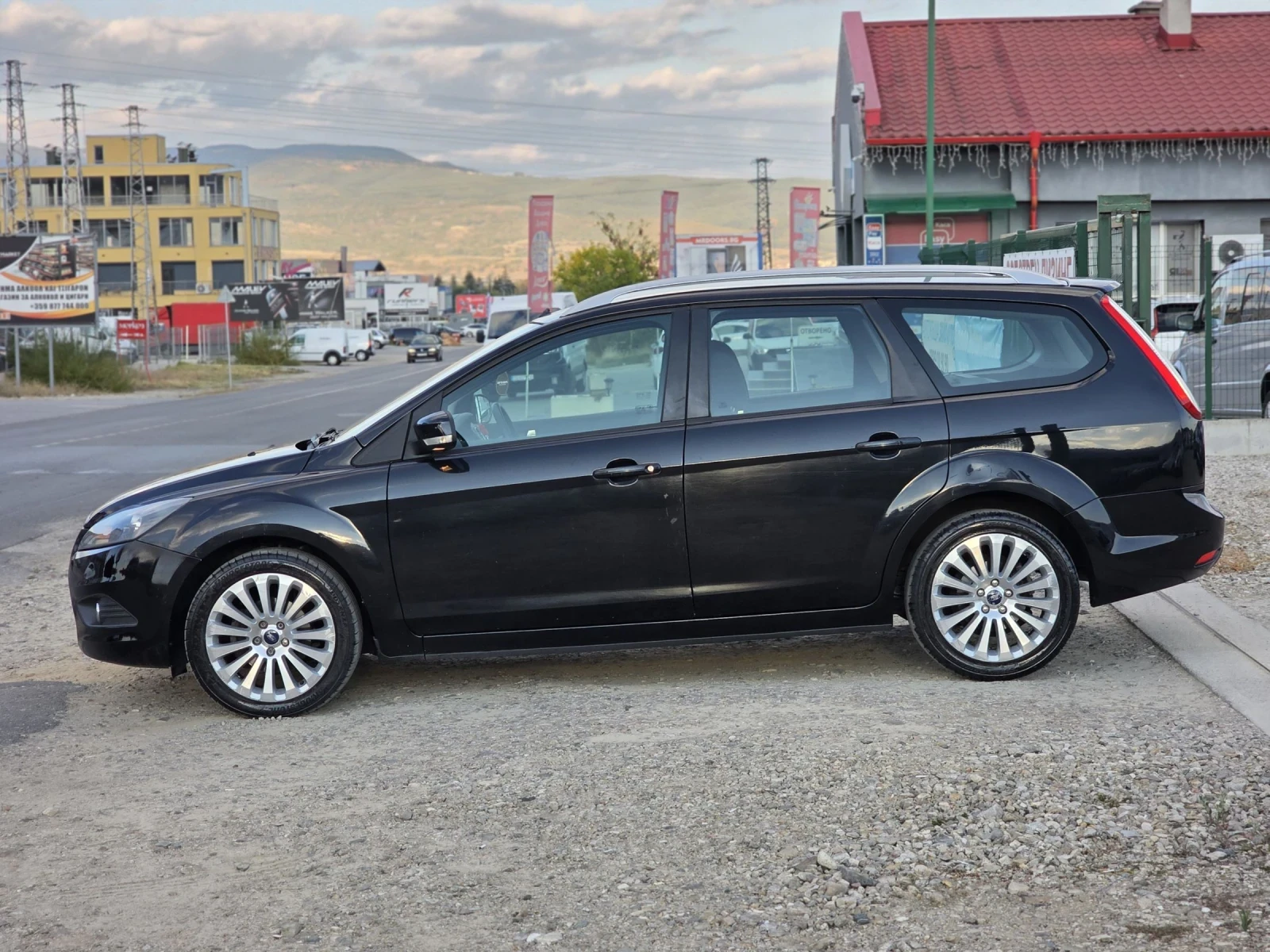 Ford Focus 1.6 tdci 90 k.c. Вс. Платено - изображение 2 | Auto.bg Ford Focus 1.6 tdci 90 k.c. Вс. Платено - изображение 2