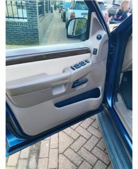 Ford Explorer 4.6, LPG 4x4 - 5199 € / 10168.36 лв. - 15025083 9 | Car24.bg Ford Explorer 4.6, LPG 4x4 - 5199 € / 10168.36 лв. - 15025083 9
