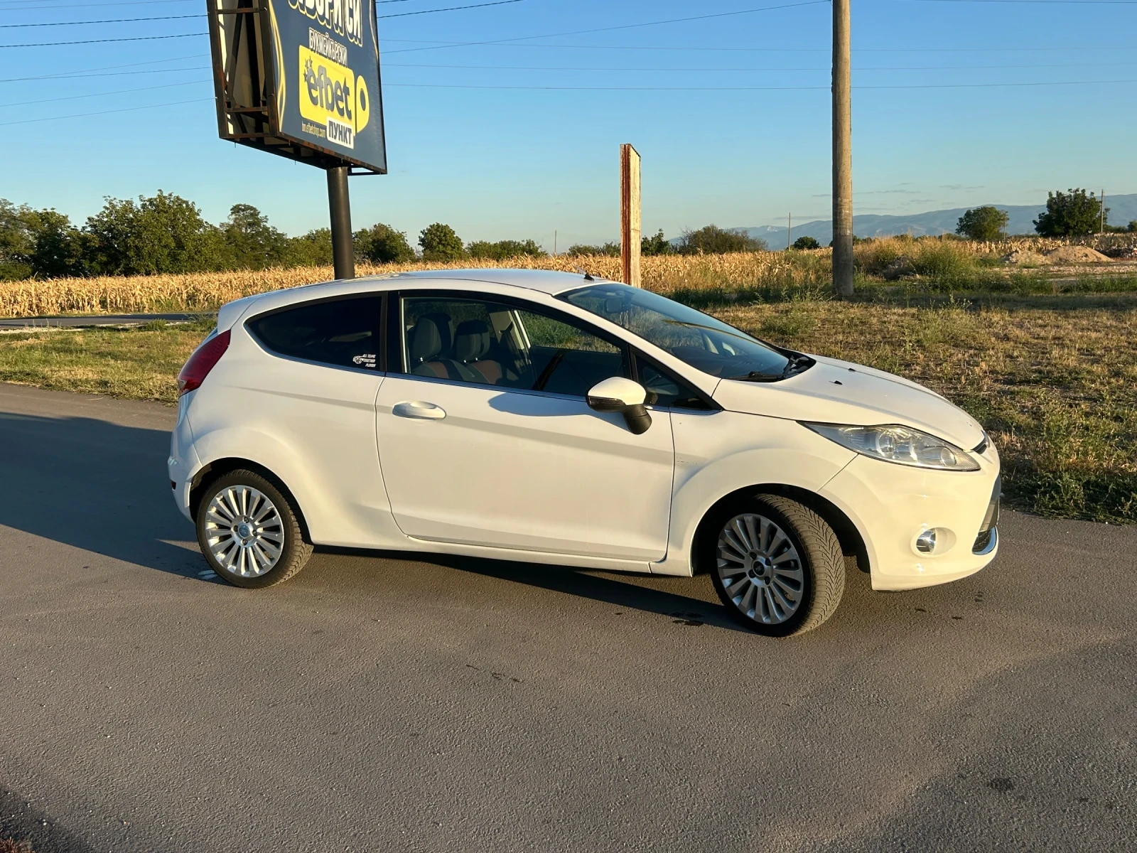 Ford Fiesta 1.25i* Климатроник*  - изображение 7 | Auto.bg Ford Fiesta 1.25i* Климатроник*  - изображение 7