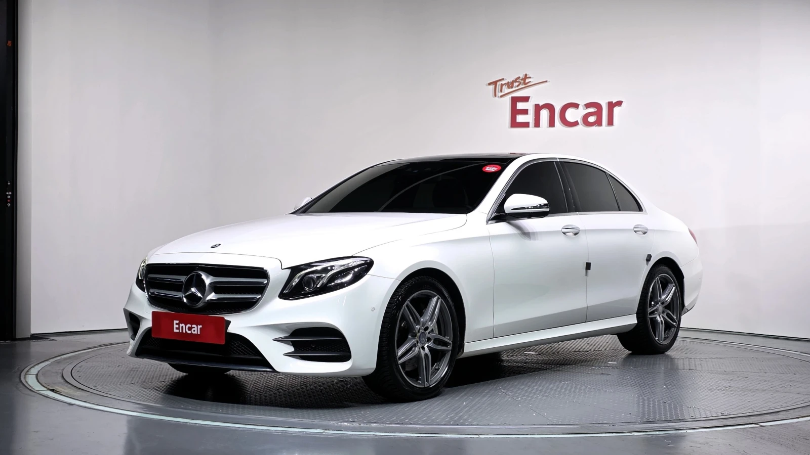 Mercedes-Benz E 300 AMG LINE * BURM * 360 * ОБДУХ * ПАНО * HUD | Auto.bg — изображение 1 Mercedes-Benz E 300 AMG LINE * BURM * 360 * ОБДУХ * ПАНО * HUD | Auto.bg — изображение 1