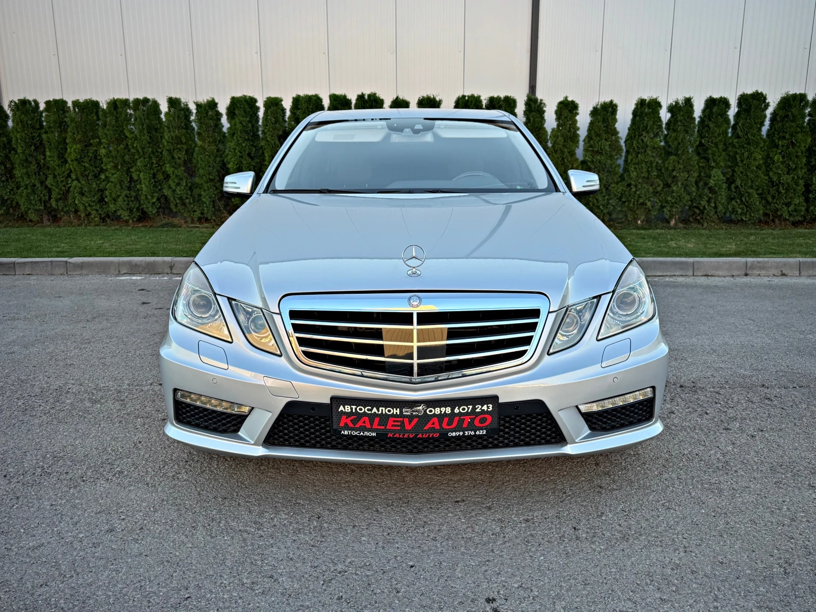 Mercedes-Benz E 350 CDI 63-AMG/* Night Vision* Масаж* FULL/ШВЕЙЦАРИЯ!! - изображение 2 | Auto.bg Mercedes-Benz E 350 CDI 63-AMG/* Night Vision* Масаж* FULL/ШВЕЙЦАРИЯ!! - изображение 2