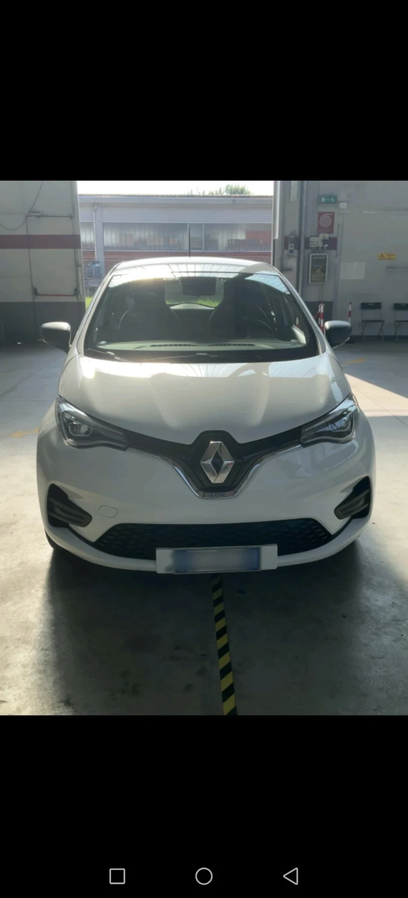 Renault Zoe LIFE 109ps. 52kw 94% SOHCCS - 11666 € / 22816.71 лв. - 18453165 1 | Car24.bg Renault Zoe LIFE 109ps. 52kw 94% SOHCCS - 11666 € / 22816.71 лв. - 18453165 1