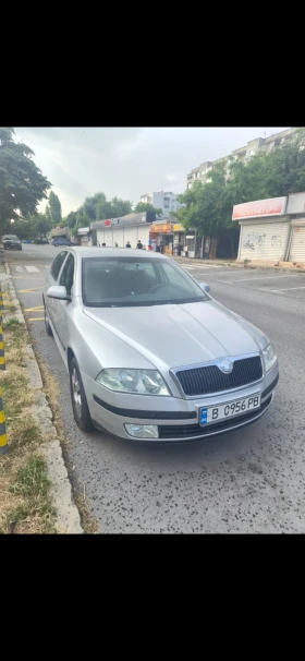Skoda Octavia 2.0 FSI - 1500 € / 2933.74 лв. - 61975762 13 | Car24.bg Skoda Octavia 2.0 FSI - 1500 € / 2933.74 лв. - 61975762 13