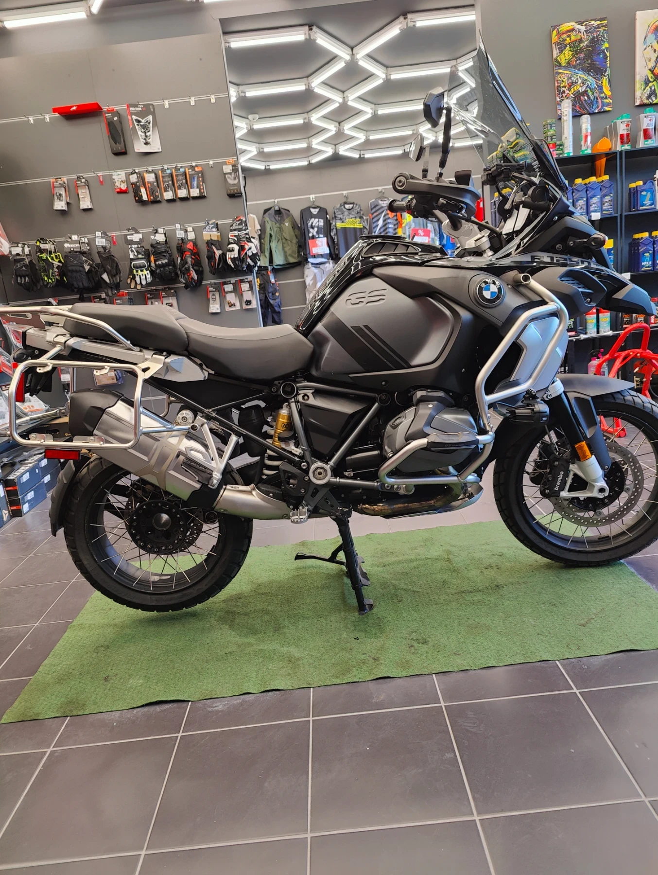 BMW R 1250 GS ADVENTURE TRIPLE BLACK  - изображение 6 | Auto.bg BMW R 1250 GS ADVENTURE TRIPLE BLACK  - изображение 6