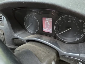 Skoda Octavia Laurin Klement - 2600 € / 5085.16 лв. - 10925015 8 | Car24.bg Skoda Octavia Laurin Klement - 2600 € / 5085.16 лв. - 10925015 8